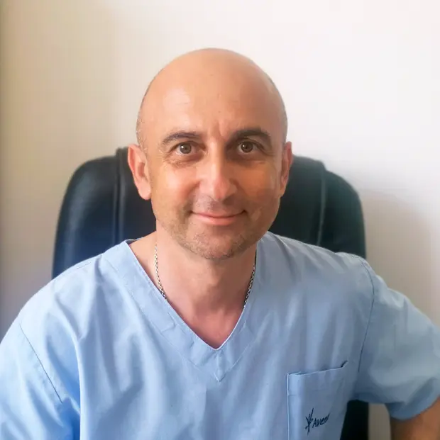 Д-р Момчил Георгиев, специалист по Ортопедия и Травматология в гр. Варна