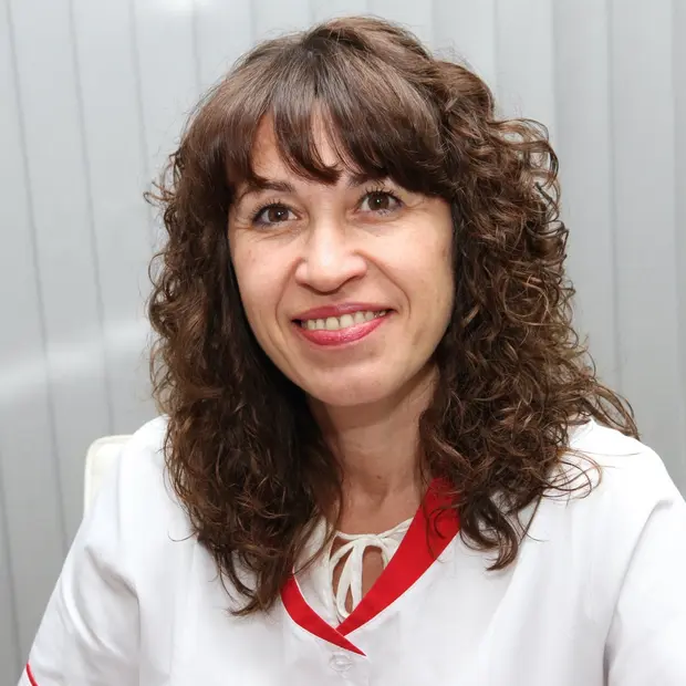 Д-р Гергана Попова, дм, лекар офталмолог